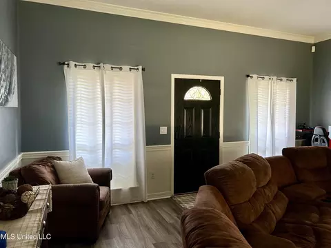 Entry Way - 109 Formosa Dr, Brandon, MS 39047 photo 1 of 1