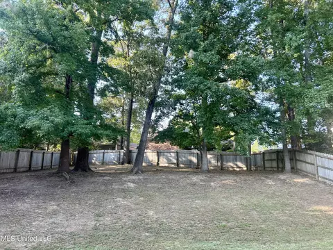 Exterior - 109 Formosa Dr, Brandon, MS 39047 photo 4 of 5
