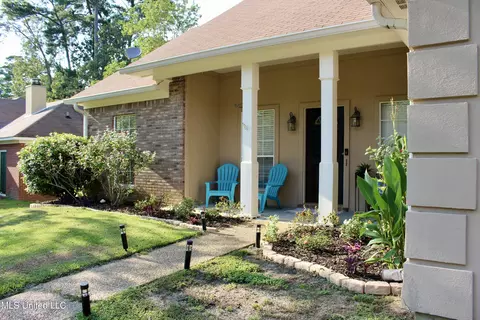 Exterior - 109 Formosa Dr, Brandon, MS 39047 photo 2 of 5