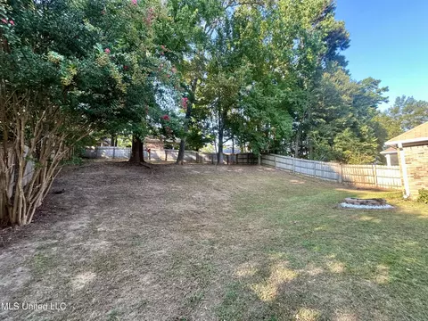Exterior - 109 Formosa Dr, Brandon, MS 39047 photo 3 of 5
