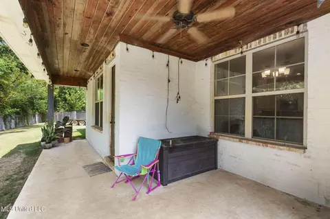 Exterior - 251 Tucker Dr, Brandon, MS 39042 photo 7 of 9