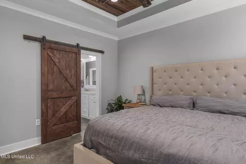 Bedroom - 251 Tucker Dr, Brandon, MS 39042 photo 3 of 6