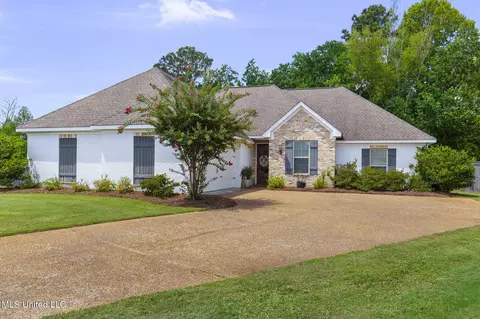 251 Tucker Dr, Brandon, MS 39042
