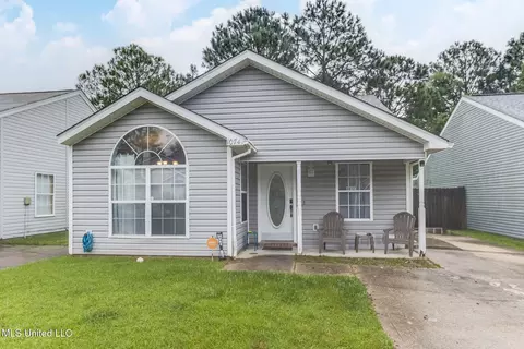10741 E Bay Tree Dr, Gulfport, MS 39503