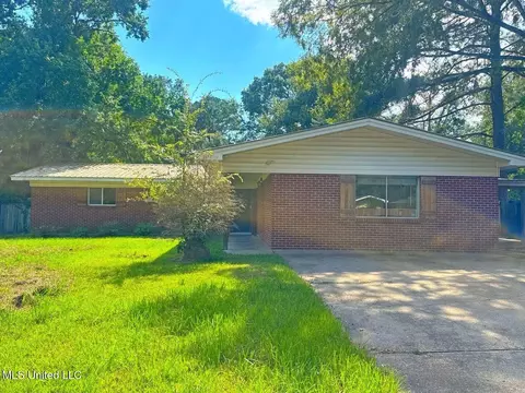 209 Valley Vista Dr, Jackson, MS 39211
