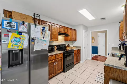 Kitchen - 1788 N Timber Way, Hernando, MS 38632 photo 1 of 2