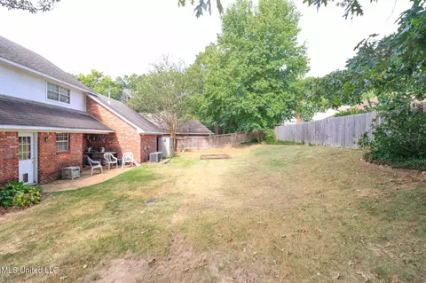 Exterior - 1128 Ellington Ct, Brandon, MS 39042 photo 4 of 5