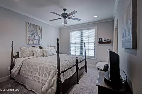 Bedroom - 175 Harbor View Dr, Madison, MS 39110 photo 5 of 10