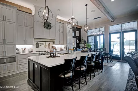 Kitchen - 175 Harbor View Dr, Madison, MS 39110 photo 8 of 13