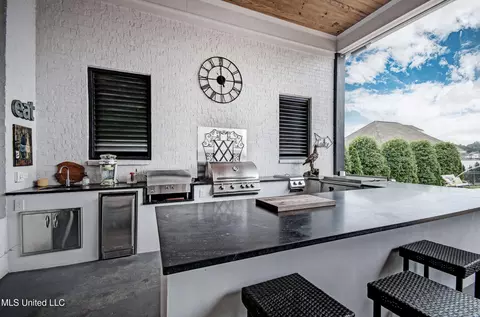 Kitchen - 175 Harbor View Dr, Madison, MS 39110 photo 1 of 13