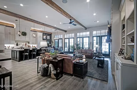 Living - 175 Harbor View Dr, Madison, MS 39110 photo 1 of 4