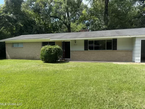 3133 Longwood Dr, Jackson, MS 39212