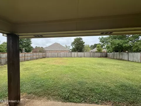 126 Memory Ln, Madison, MS 39110 photo 2