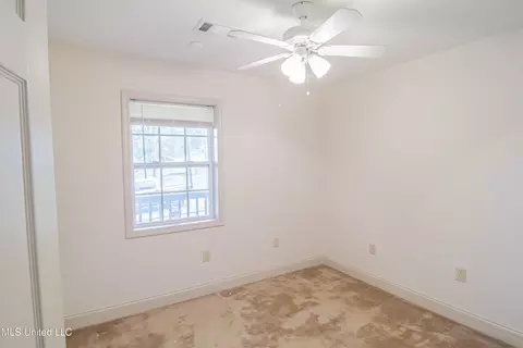 Bedroom - 1441 Central St, Jackson, MS 39203 photo 2 of 4
