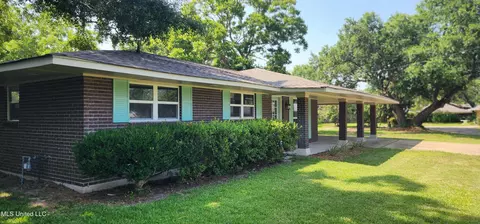 24 Pecan Dr, Long Beach, MS 39560