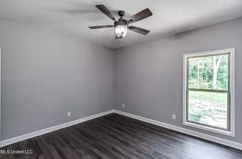 Bedroom - 104 Shady Oaks Ln, Forest, MS 39074 photo 4 of 11