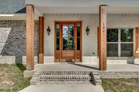 104 Shady Oaks Ln, Forest, MS 39074