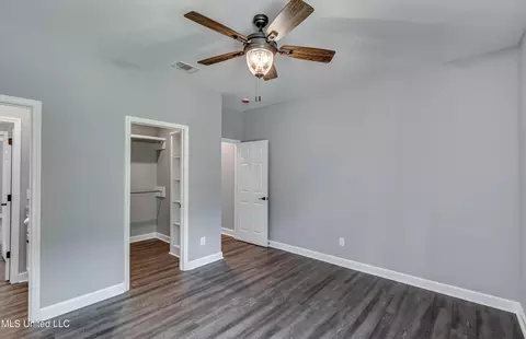 Bedroom - 104 Shady Oaks Ln, Forest, MS 39074 photo 5 of 11