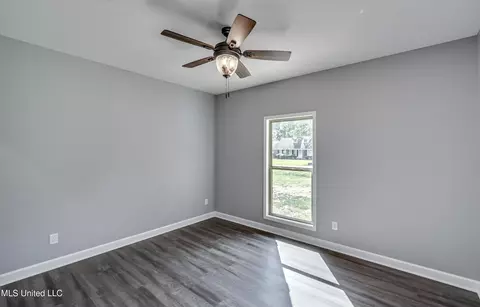 Bedroom - 104 Shady Oaks Ln, Forest, MS 39074 photo 1 of 11