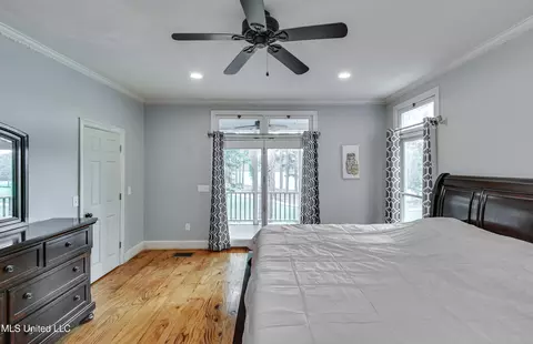 Bedroom - 1013 Fairway Cv, Brandon, MS 39047 photo 5 of 13