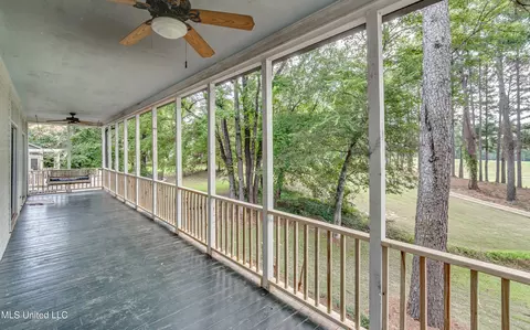 Exterior - 1013 Fairway Cv, Brandon, MS 39047 photo 4 of 17