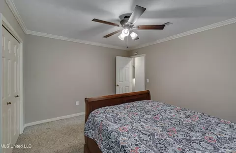 Bedroom - 1013 Fairway Cv, Brandon, MS 39047 photo 10 of 13