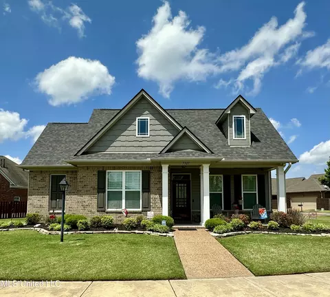 7327 Sunstone Dr, Olive Branch, MS 38654