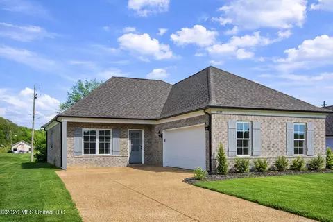 6486 E John Hamilton Way, Olive Branch, MS 38654