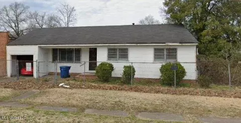 615 Magnolia St, Clarksdale, MS 38614