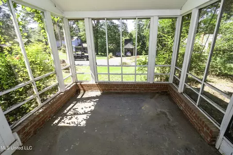 Exterior - 1724 Myrtle St, Jackson, MS 39202 photo 3 of 4