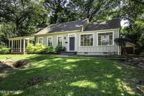 1724 Myrtle St, Jackson, MS 39202
