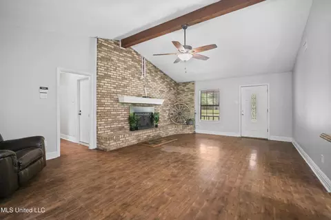 Living - 13410 Haley Rd, Saucier, MS 39574 photo 5 of 7