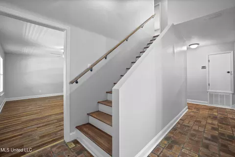 Entry Way - 13410 Haley Rd, Saucier, MS 39574 photo 2 of 4