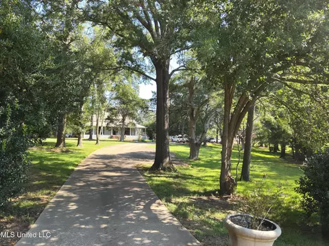 3141 Highway 43 N, Canton, MS 39046