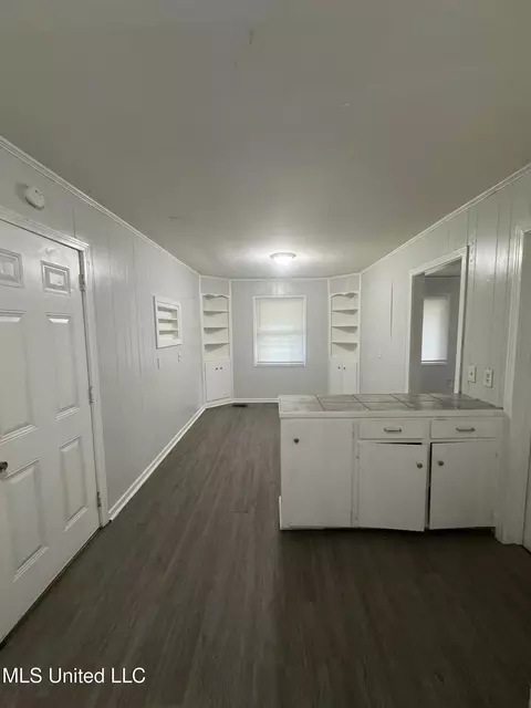 Other - 1906 Shamrock Dr, Jackson, MS 39204 photo 2 of 4