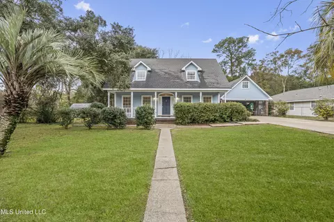 833 Brown St, Gulfport, MS 39507