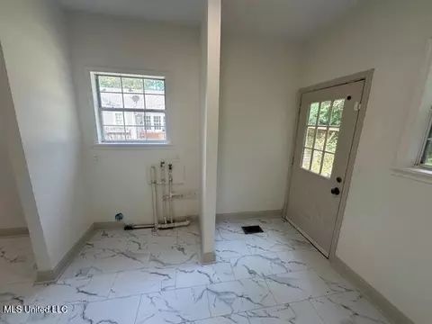 464 E Ridgeway St, Jackson, MS 39206 photo 27