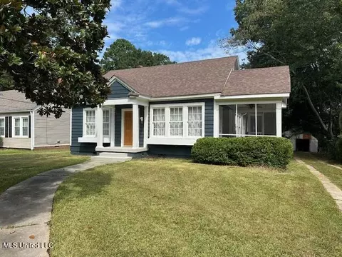 464 E Ridgeway St, Jackson, MS 39206