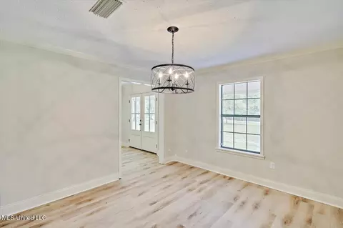 Dining - 111 Meadowview Dr, Brandon, MS 39047 photo 1 of 1