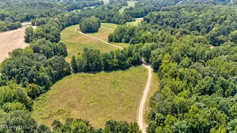 4 Church Rd, Walls, MS 38680