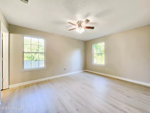 Bedroom - 620 Murray St, Biloxi, MS 39530 photo 2 of 5