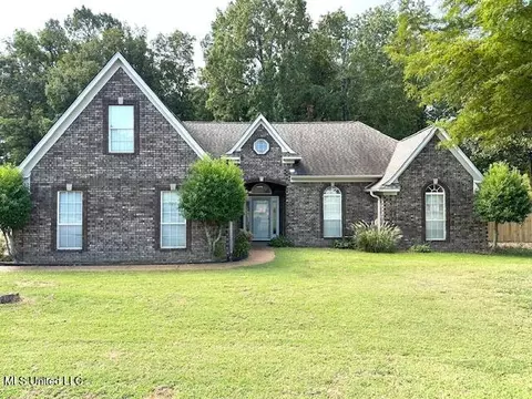 2539 Greencliff Dr, Southaven, MS 38672