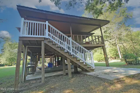231 Beaver Dam Dr, Lucedale, MS 39452 photo 4