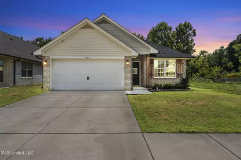 7759 Ferndale Dr, Olive Branch, MS 38654