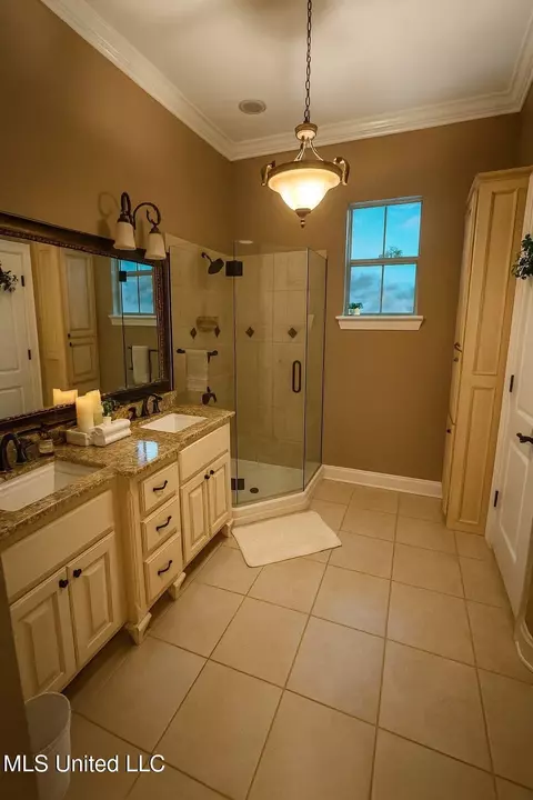 Bath - 101 Cherrybark Ln, Natchez, MS 39120 photo 8 of 9