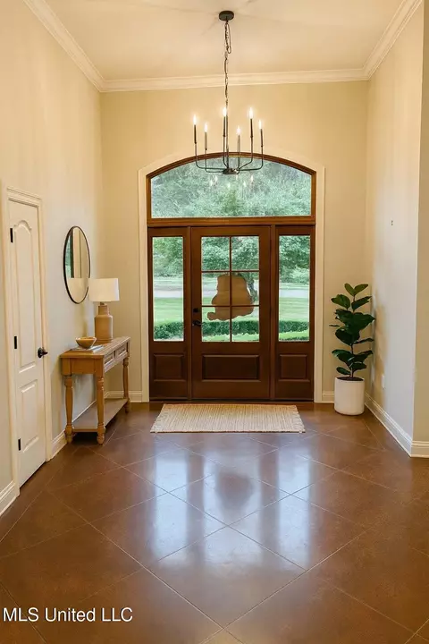 Entry Way - 101 Cherrybark Ln, Natchez, MS 39120 photo 1 of 1