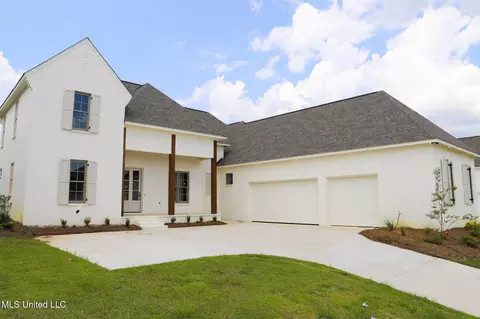 129 Genoa Dr, Madison, MS 39110