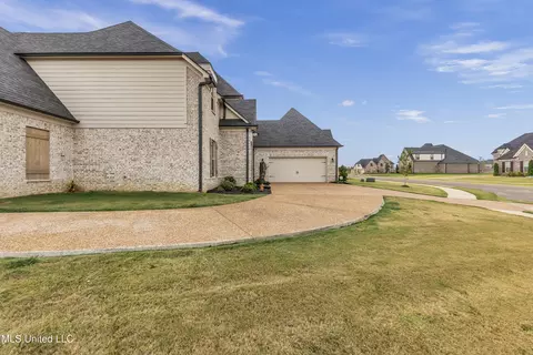 Exterior - 784 Arrow Cv, Olive Branch, MS 38654 photo 4 of 6