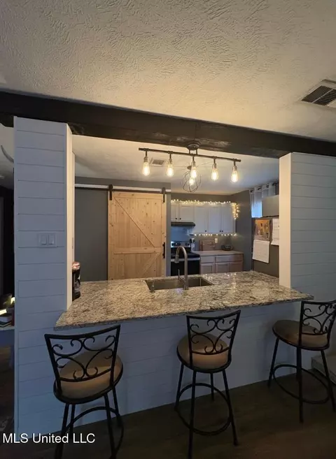 Kitchen - 1461 Junior Harper Rd, Utica, MS 39175 photo 1 of 2