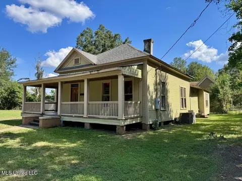104 Columbia St, Hattiesburg, MS 39401